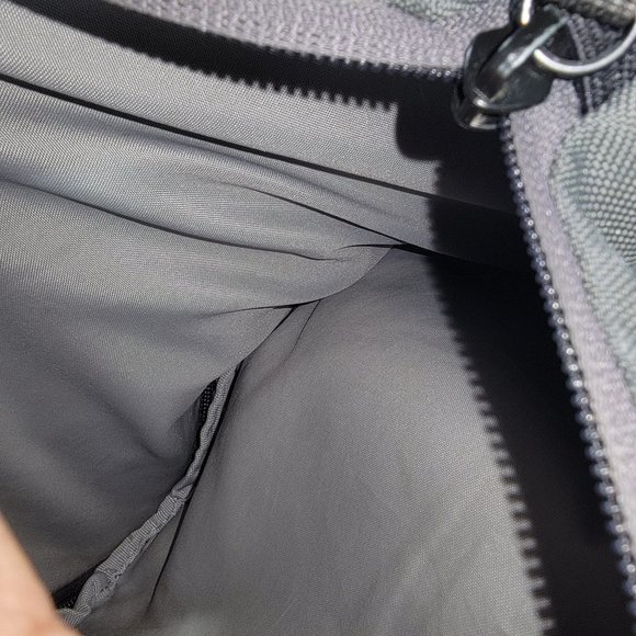 Nike Gray Backpack Lightweight Casual Outdoors School Collage Travel - Picture 7 of 12